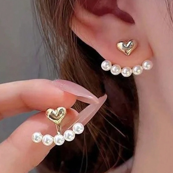 Luxe Faux Pearl Gold Tone Heart Earrings - Picture 1 of 4